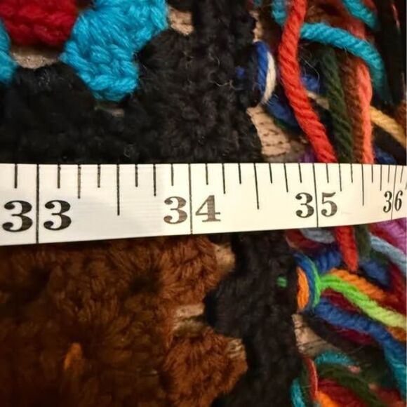 Vintage Handmade Granny Square Afghan Cottagecore Crochet Throw - Picture 8 of 8